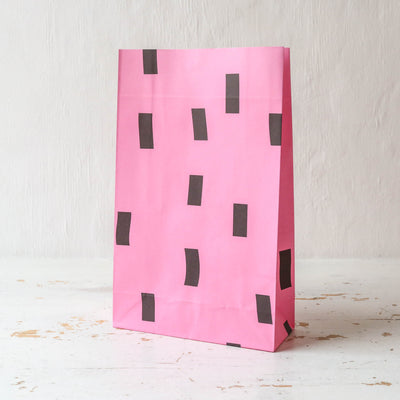 Pack of 8 Block Bottom Party Bags - Pink with Black Sprinkles