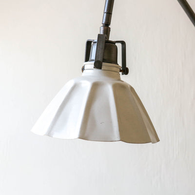 Wavy Adjustable Metal Wall Lamp 'Margareta'