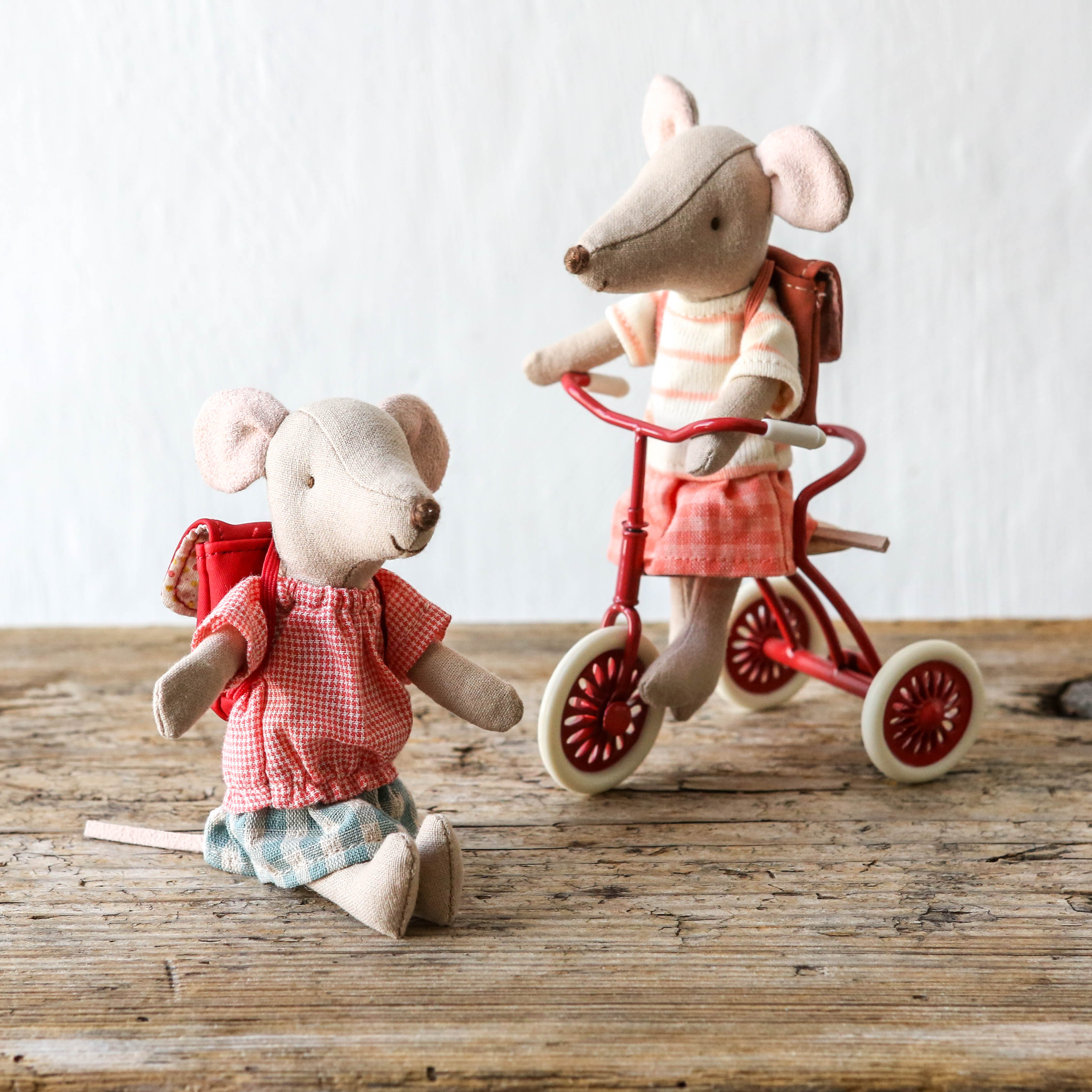 Tricycle Mouse, Big Sister w/Bag -Rose main image 1