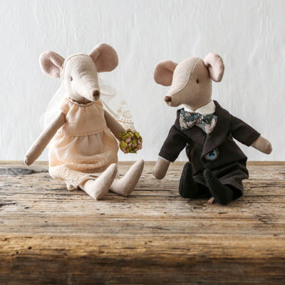 Maileg Wedding Mice In Wardrobe Box