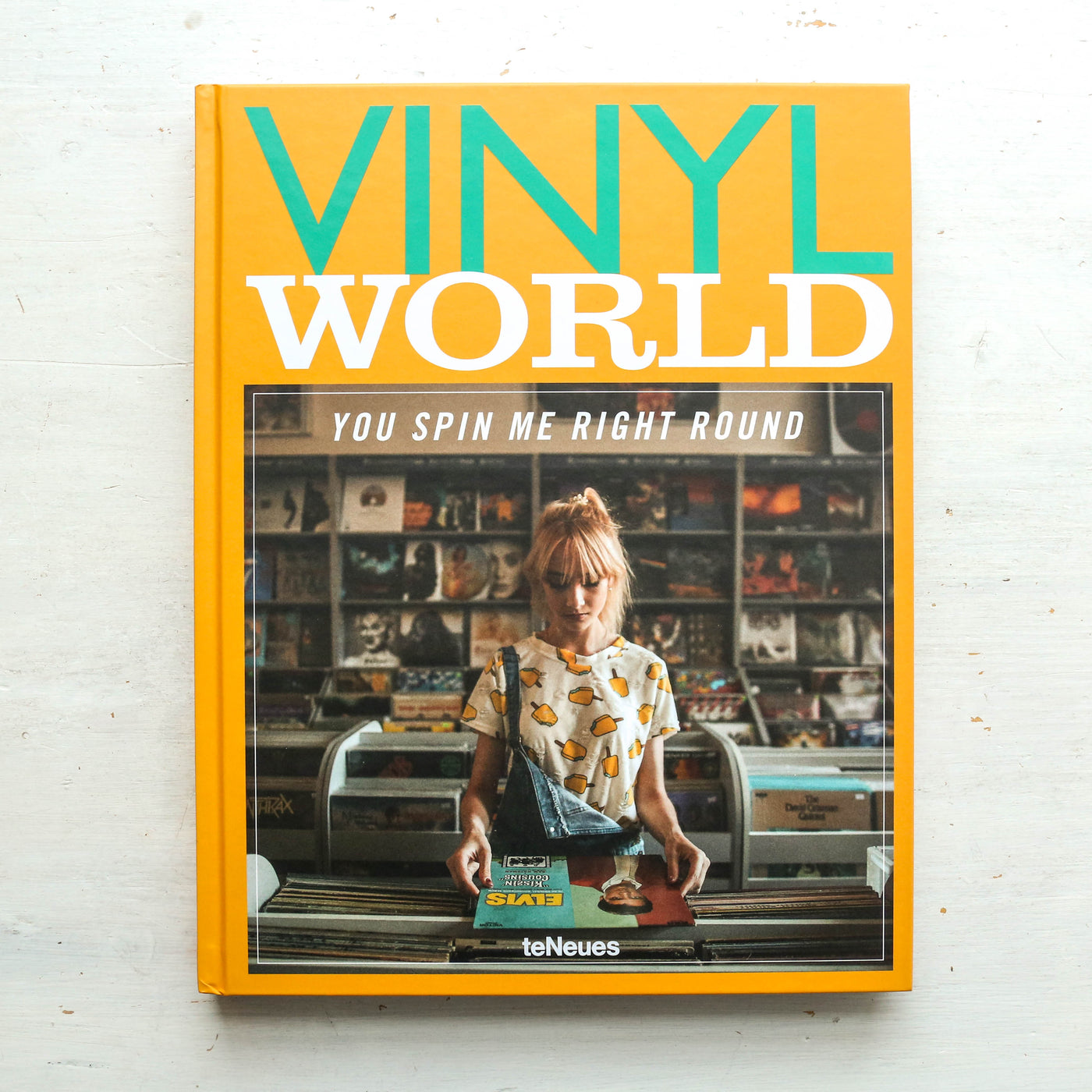 Vinyl World : You Spin me Right Round