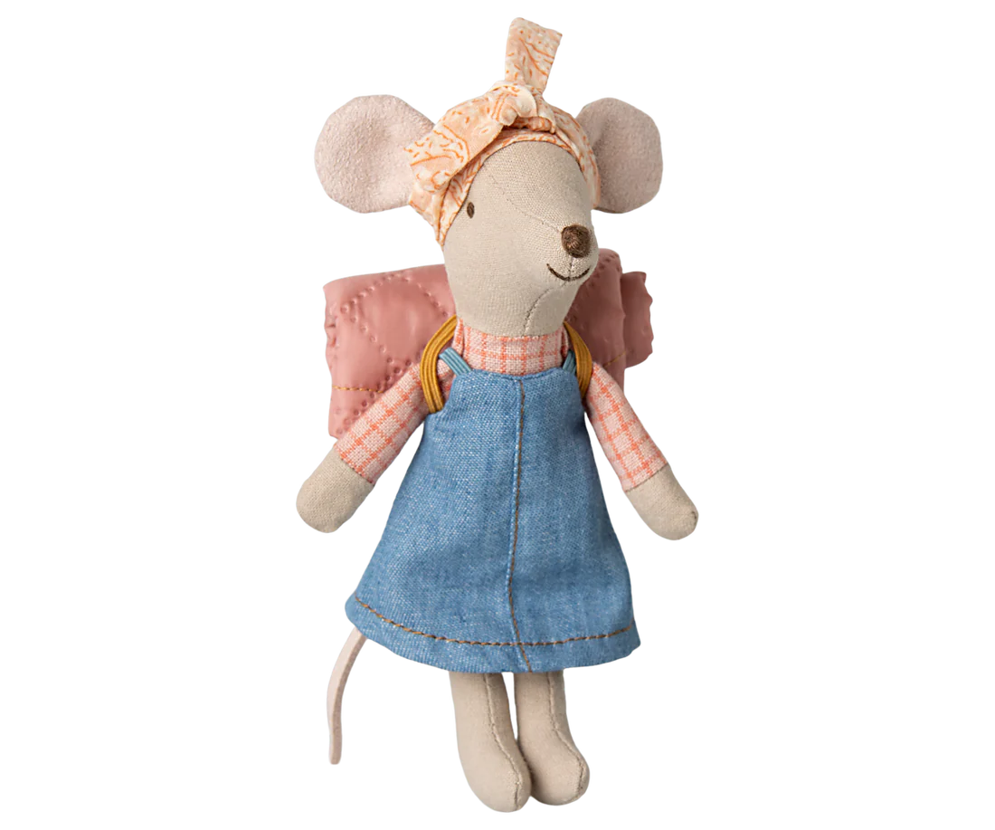 New Hiker Mouse - Big Sister with Sleeping Bag