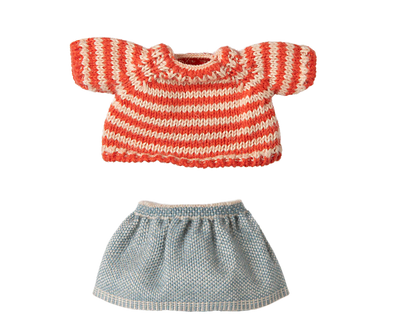 Knitted Sweater & Skirt - Big Sister Mouse Clothes