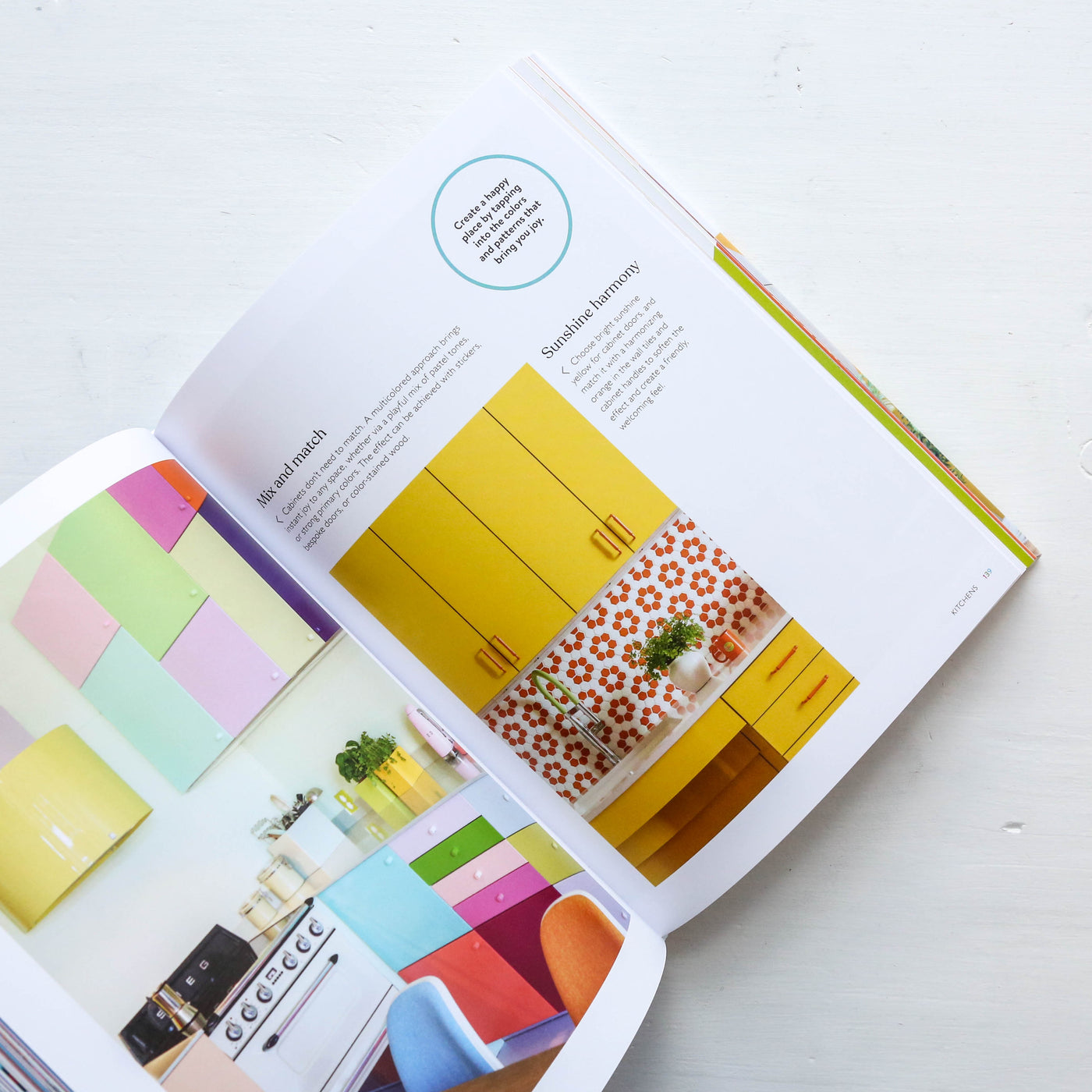 The Rainbow Home : Over 200 Ideas and Tips for Adding Color to Your Home