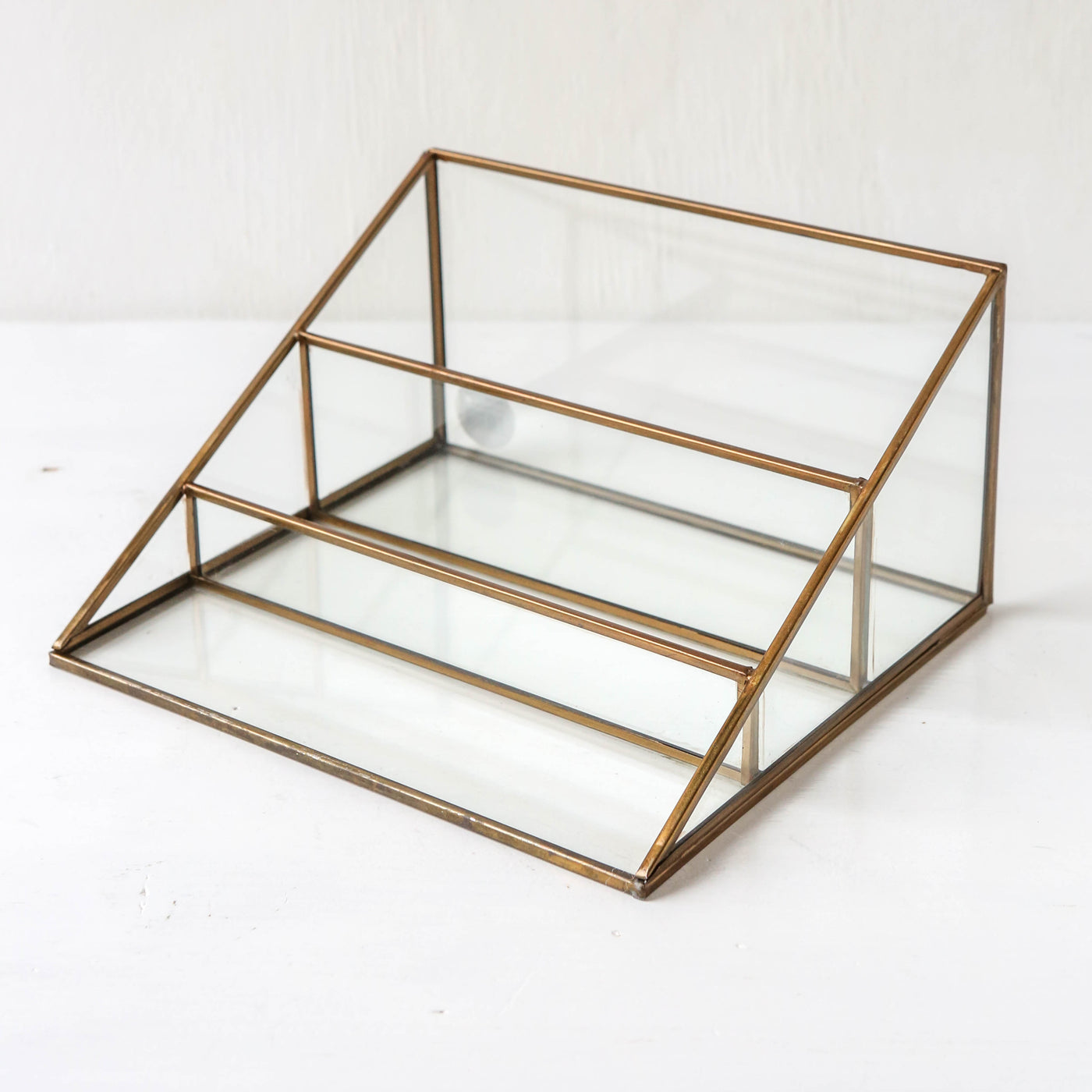 Glass Organiser
