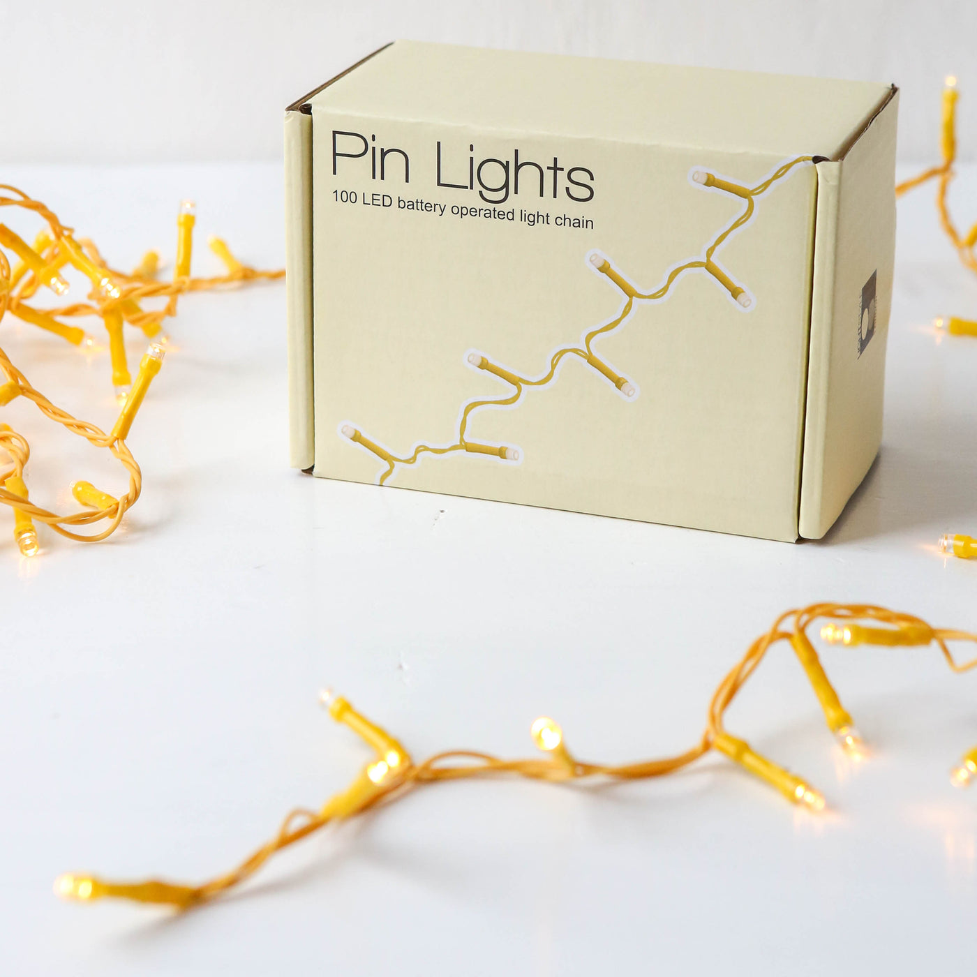 Battery Powered Pin Lights with Coloured Cable - 100 lights 3m