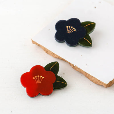 Large Abstract Primrose Resin Flower Brooch