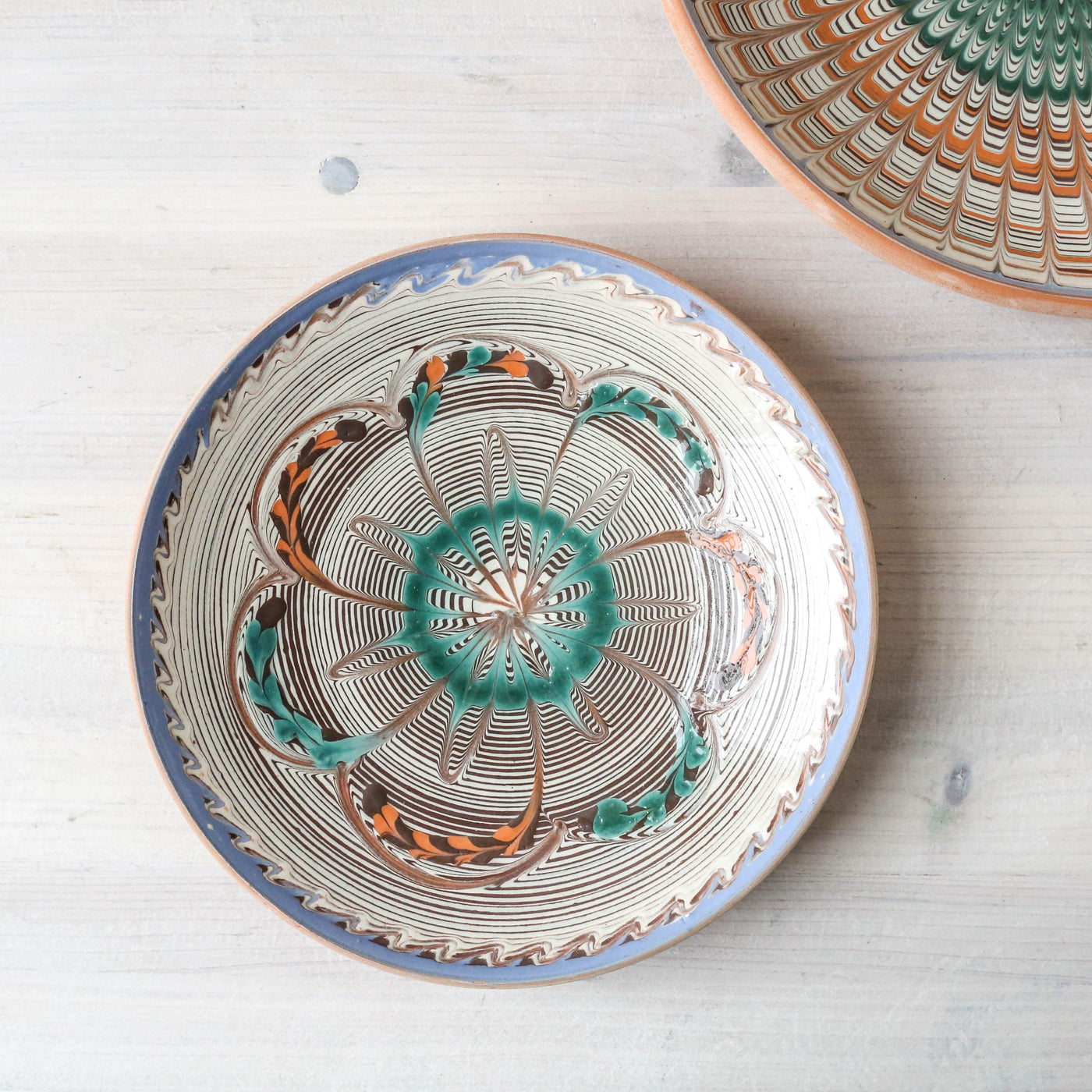 19cm Horezu Stoneware Dish - Turquoise & Orange