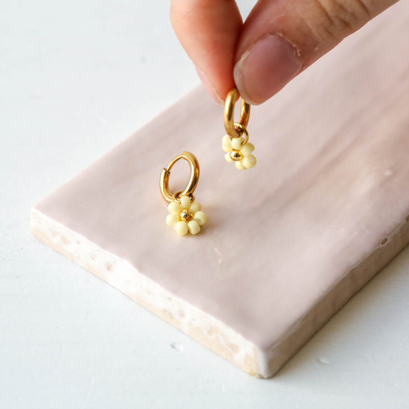Daisy Flower Hoop Earrings - Lemon Yellow