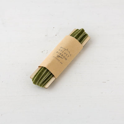 Thin Velvet Ribbon - 4m