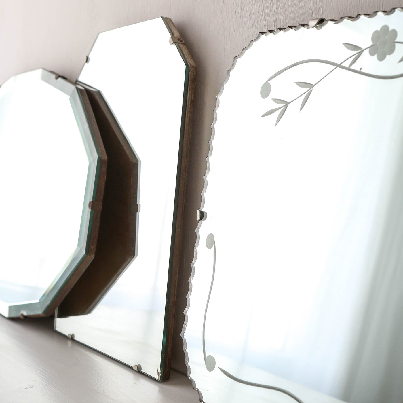 Small Vintage Mirror - Simple Design Portrait