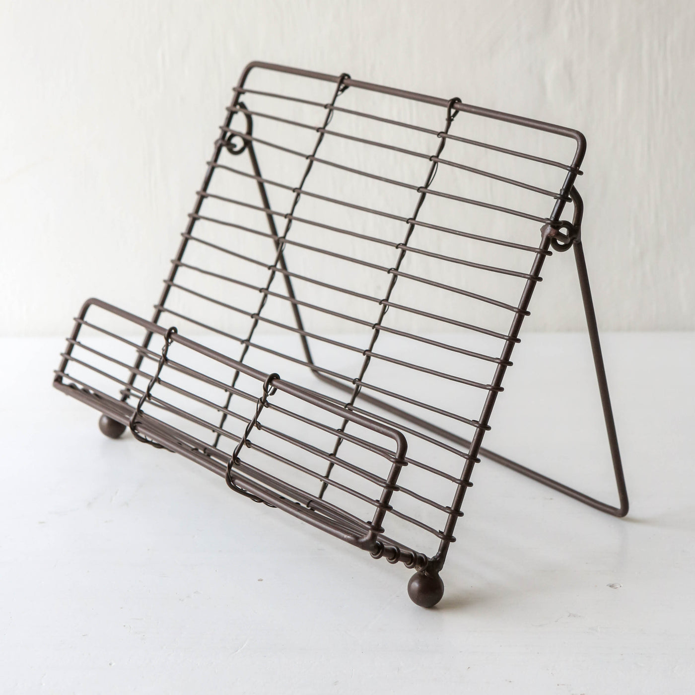 Inkollu Wire Book Stand
