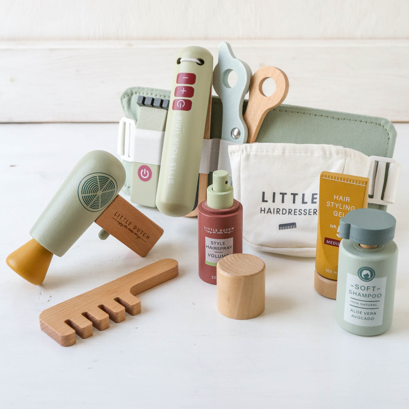 Wooden Toy Hairdresser set