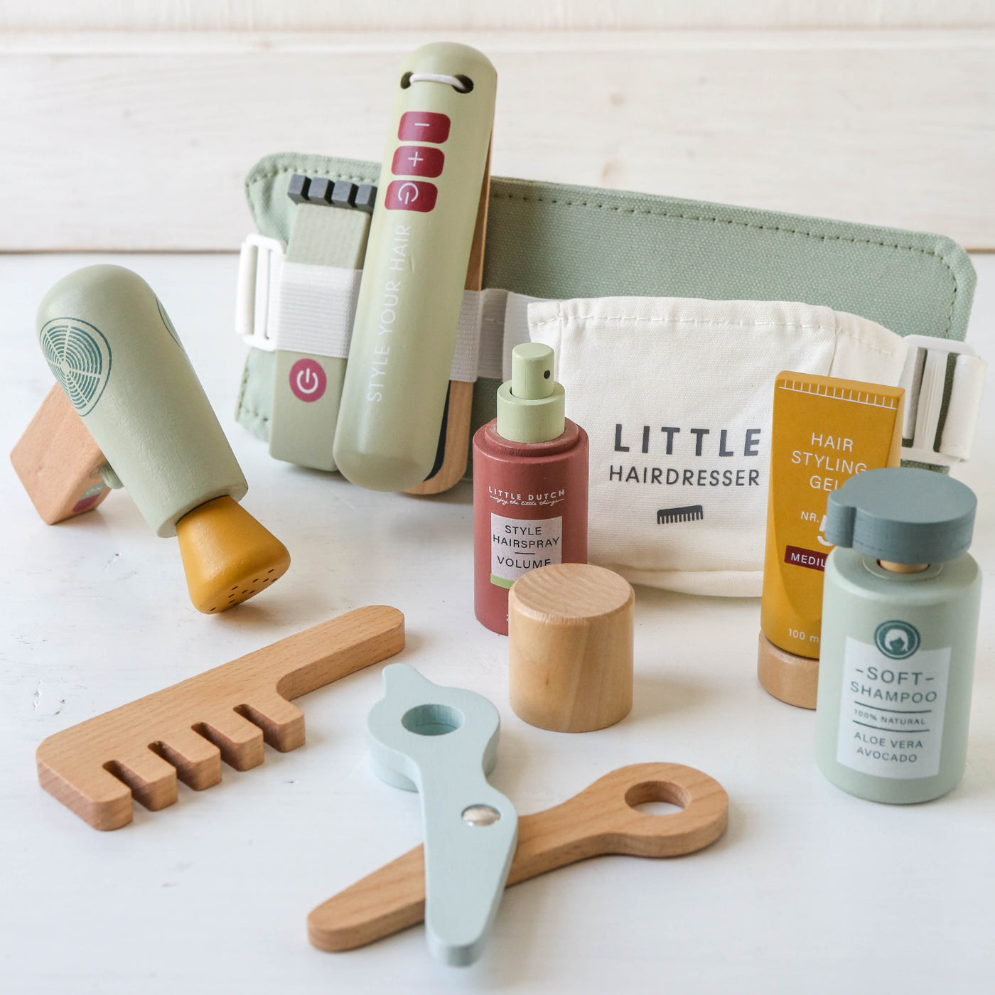 Wooden Toy Hairdresser set