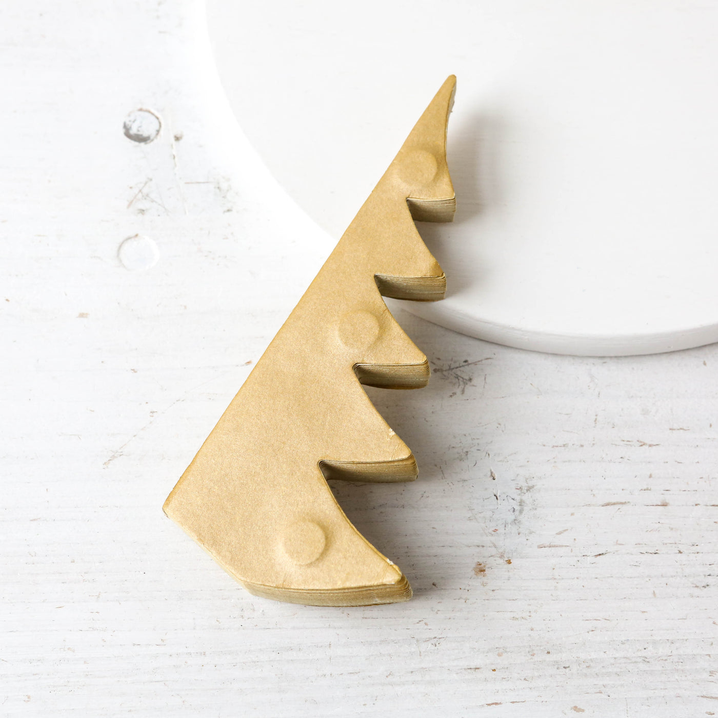 16cm Honeycomb Pine Tree - Ochre