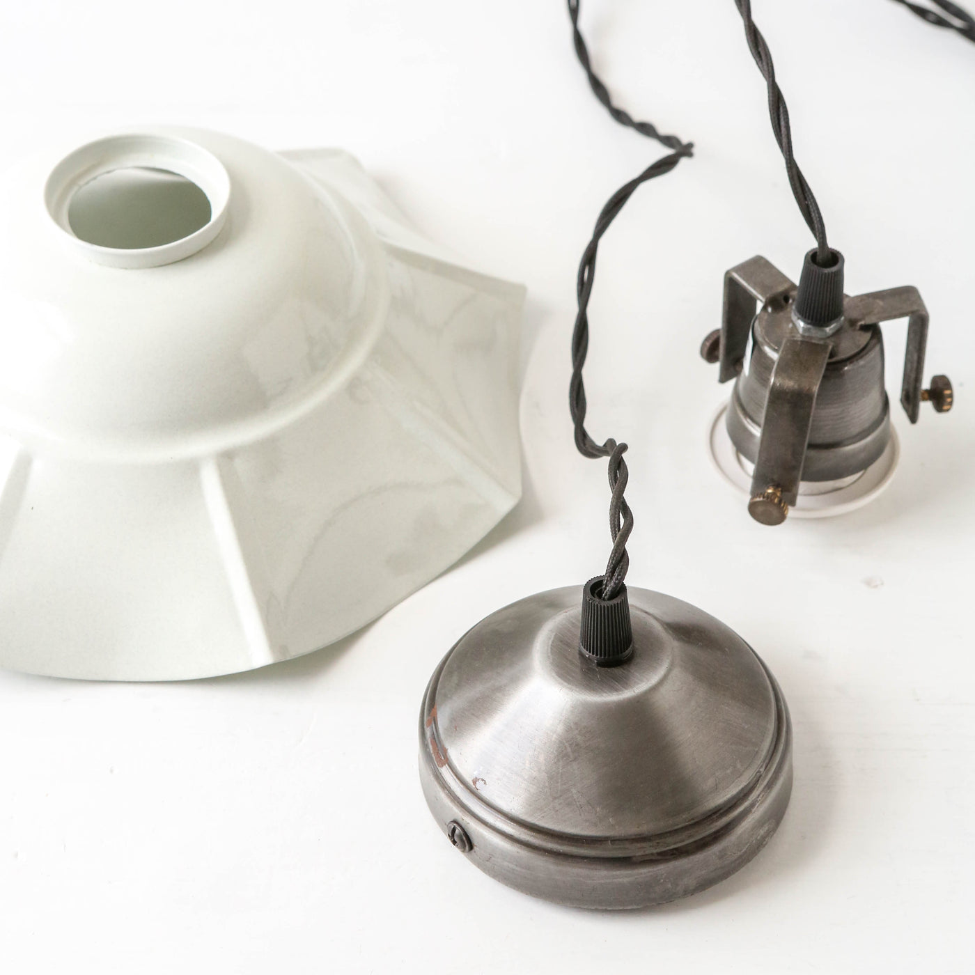 Pendant Lamp 'Frida' - Antique White