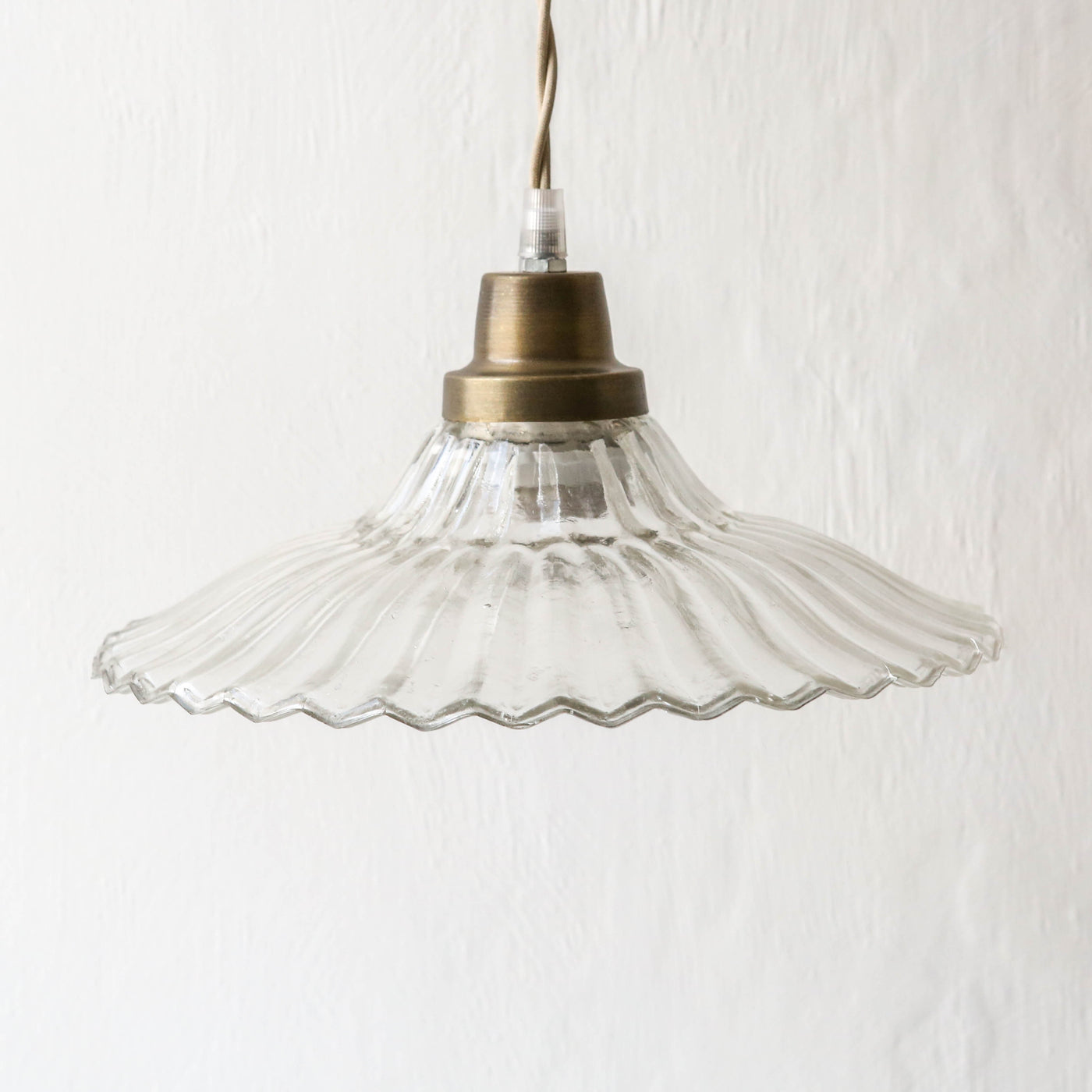 Glass Pendant Lamp 'Gunilla' - Antique Brass