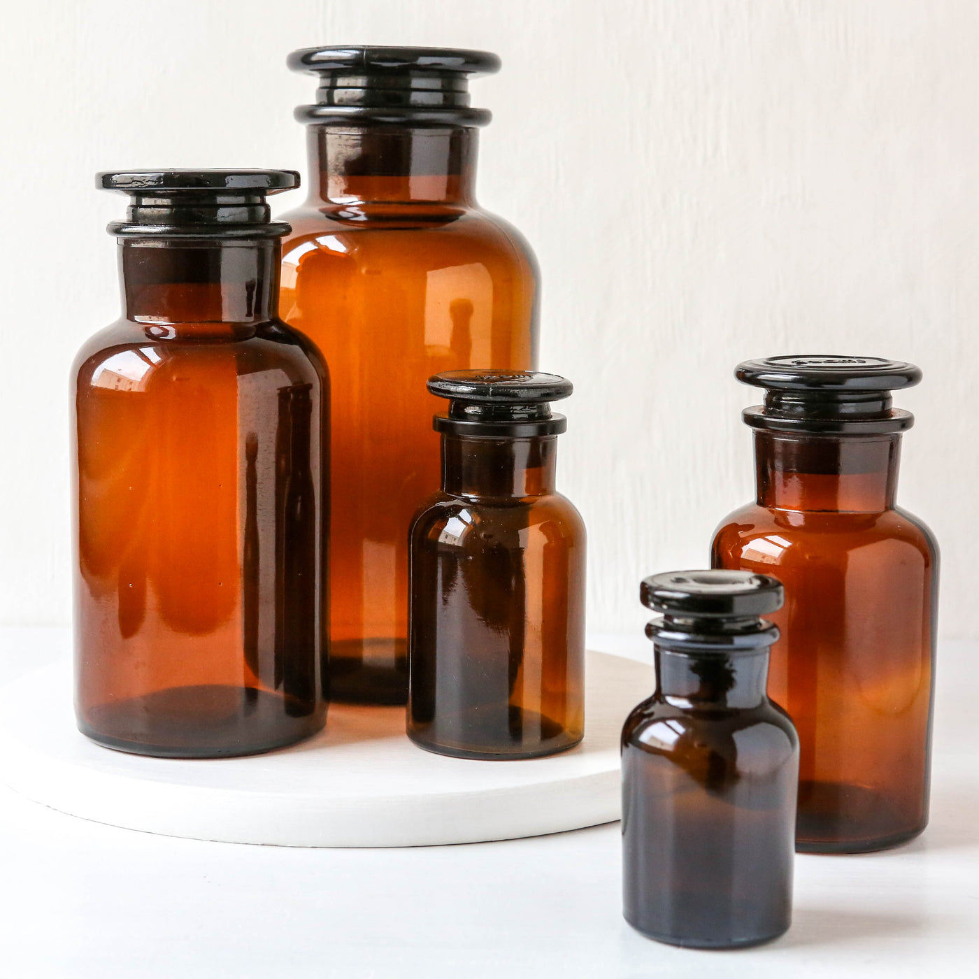 Set of 5 Amber Apothecary Jars With Lids