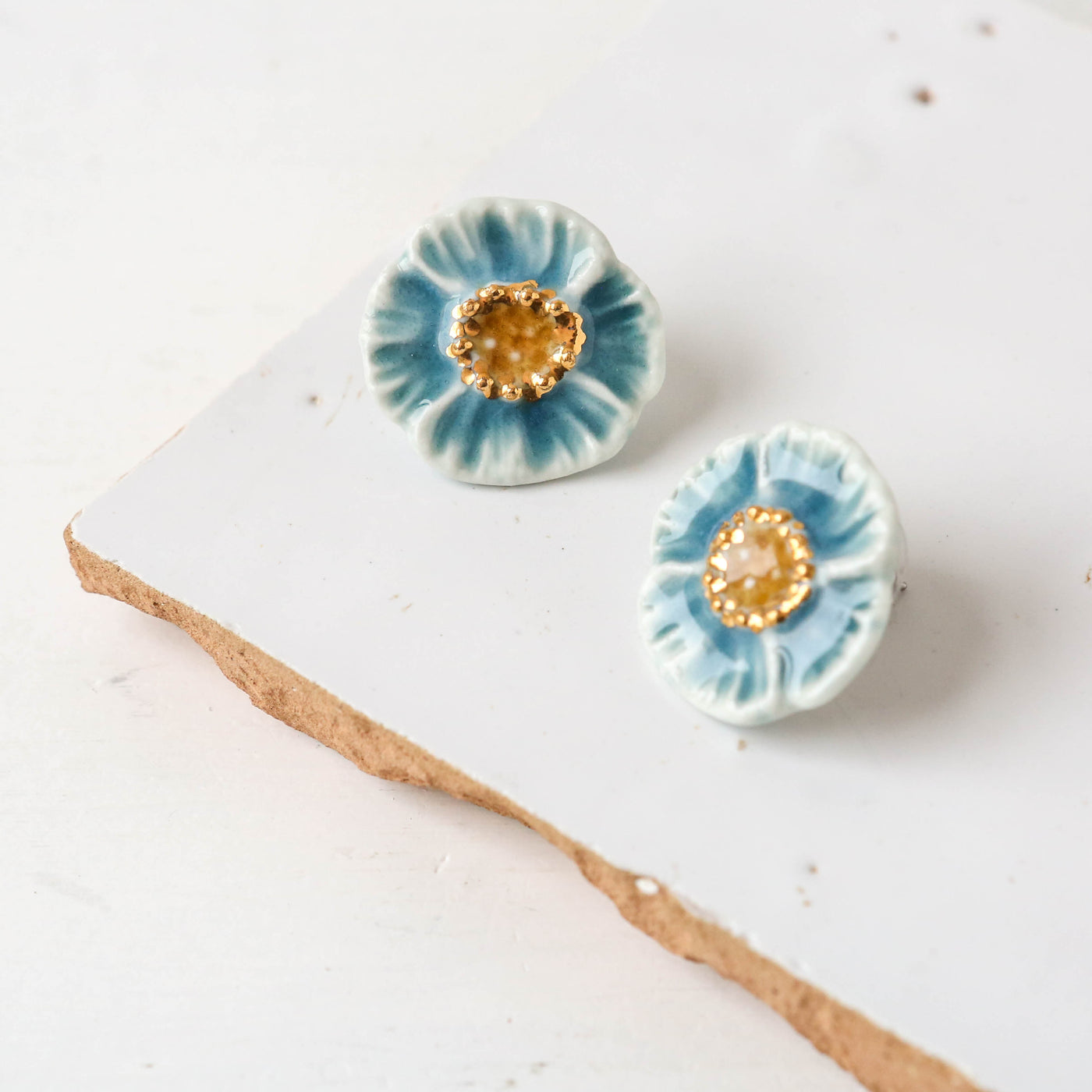 Floral Ceramic 'Yuka' Stud Earrings - Blue