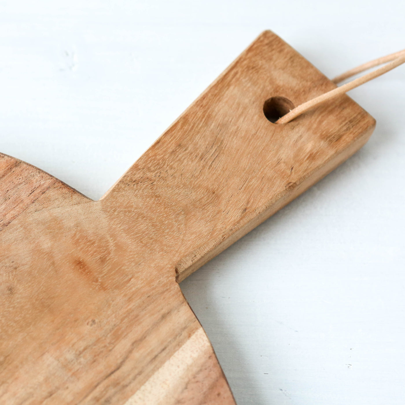 Round Acacia Wood Chopping Board