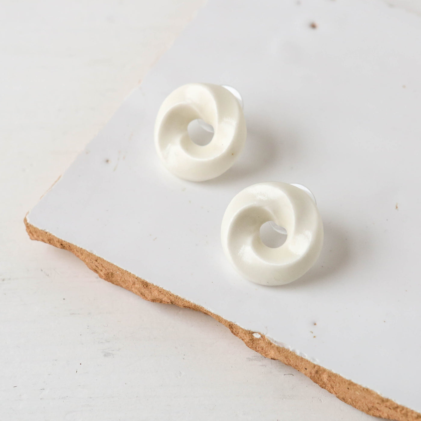 Kururi Ceramic Stud Earrings - White