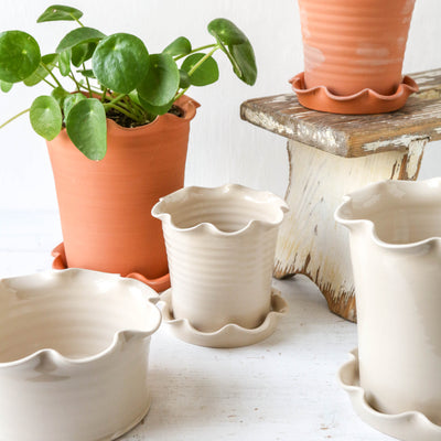 Small Frilly Plant Pot & Saucer - Terracotta