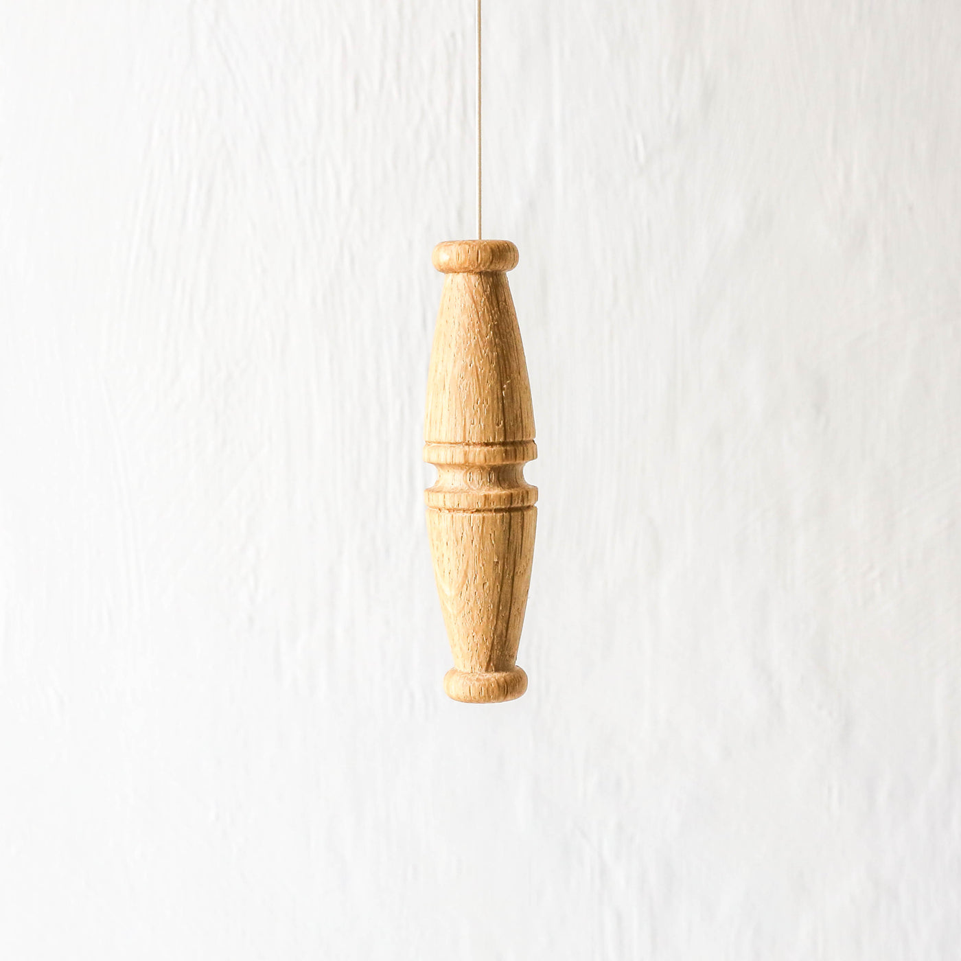 Toggle Light Pull
