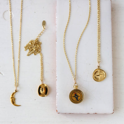 Cowgirl Hat Charm Necklace - Gold