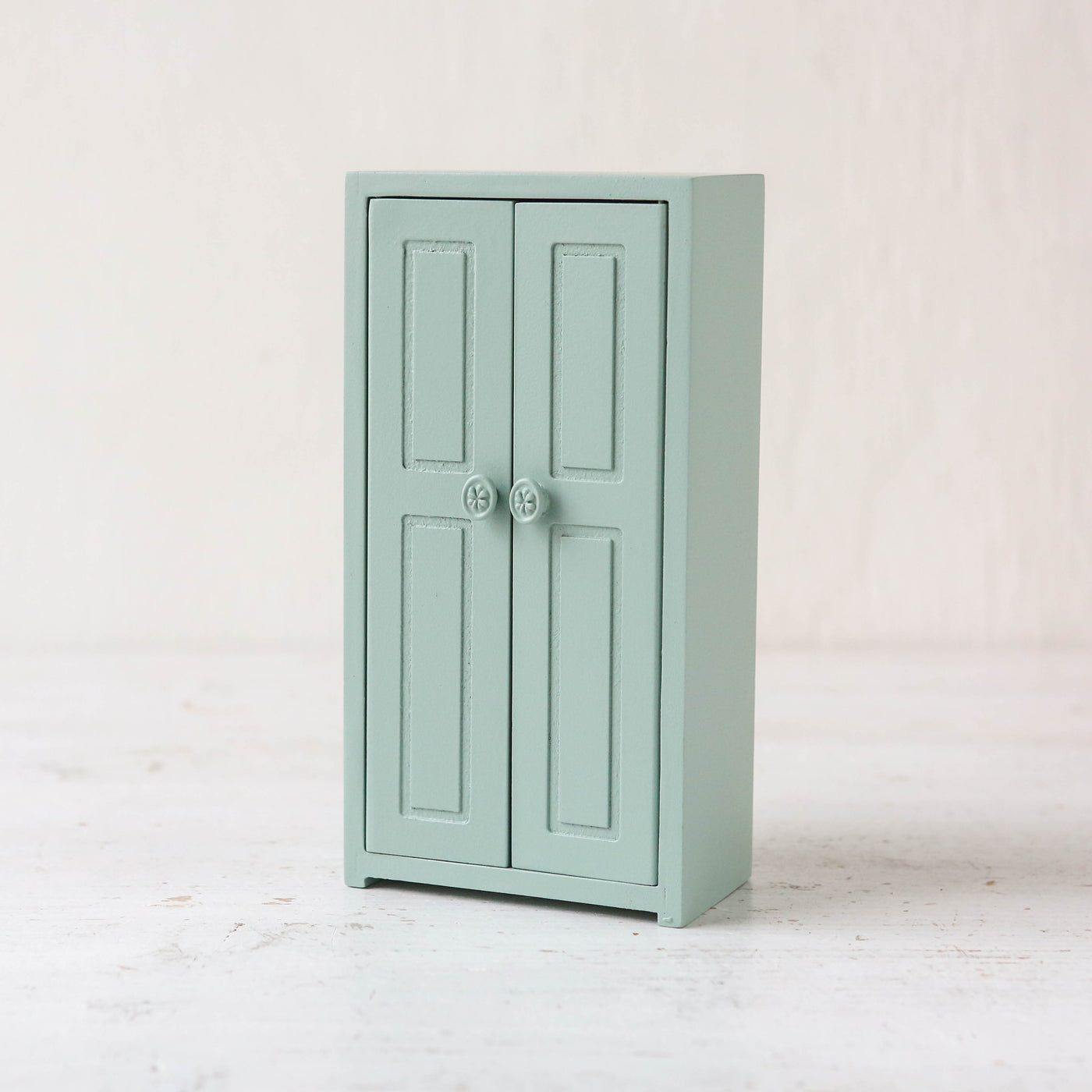 New Wooden Closet for Maileg Mice - Soft Blue