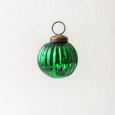 5cm Ribbed Glass Bauble - Emerald