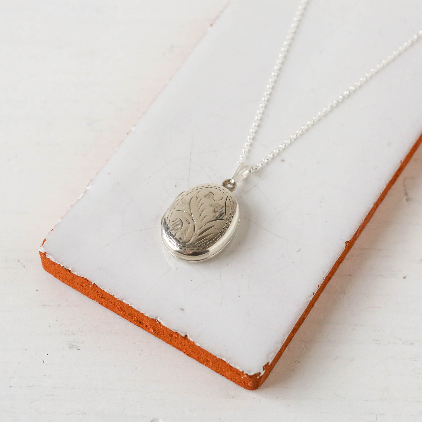 Silver Vintage Locket - Batch AA, Ovals