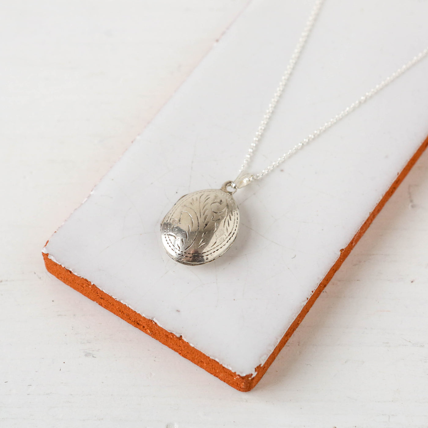 Silver Vintage Locket - Batch AA, Ovals