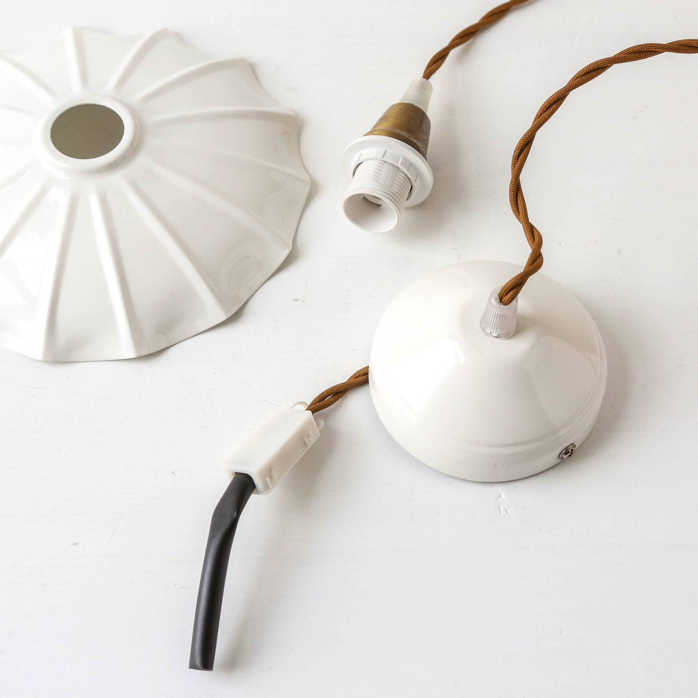 Fluted Pendant Lamp 'Gustav' - White