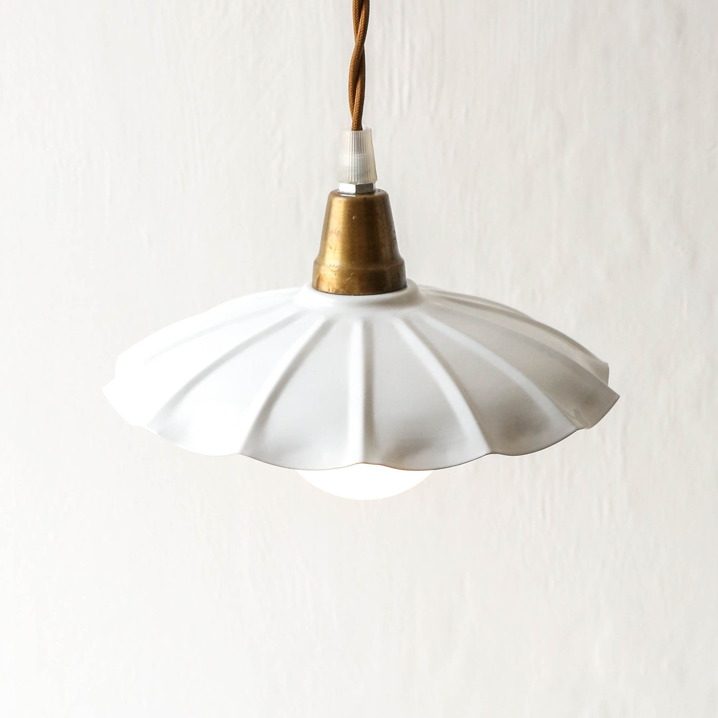 Fluted Pendant Lamp 'Gustav' - White