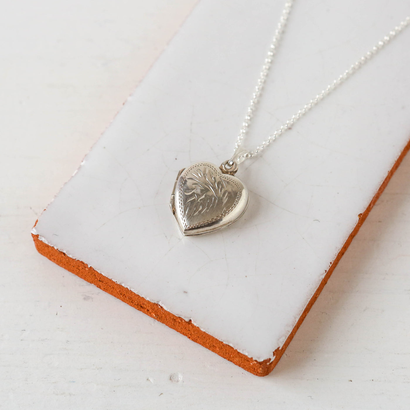 Silver Vintage Locket - Batch BB, Mixed