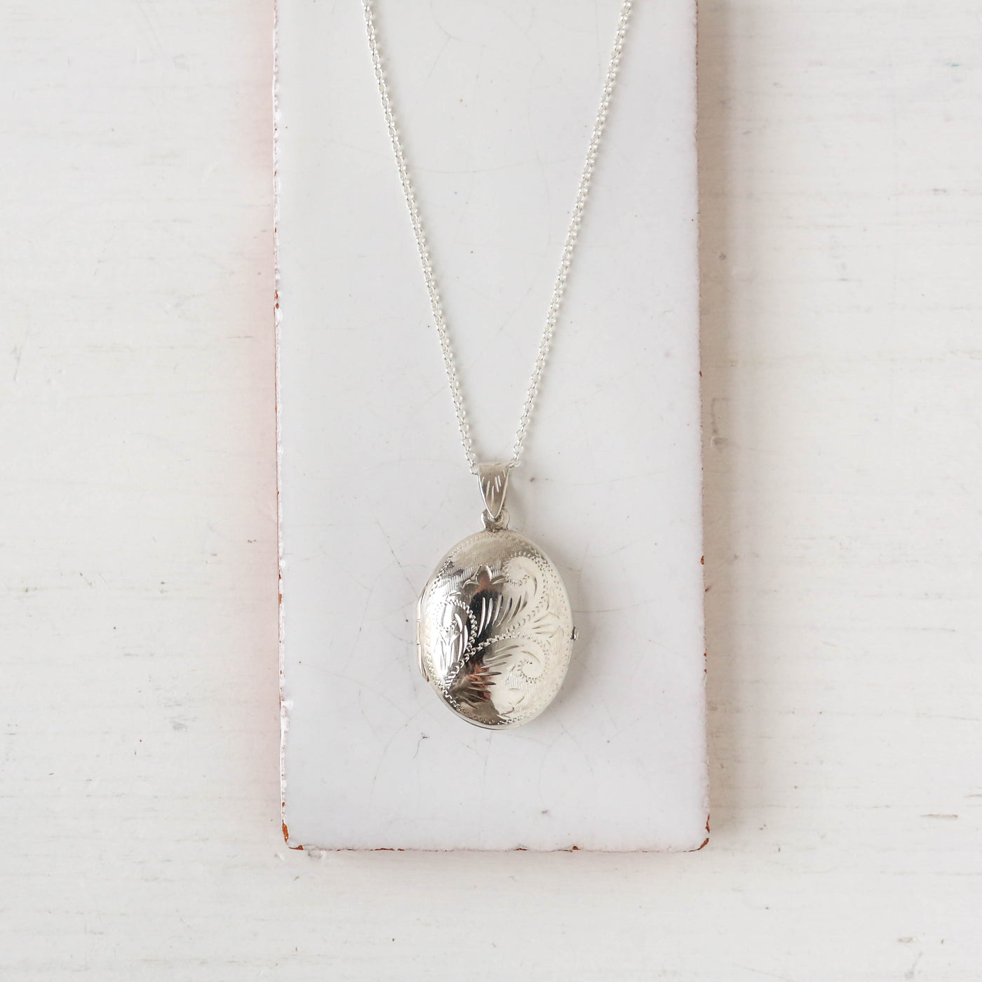 Large Vintage Silver Locket - Oval Swirl C