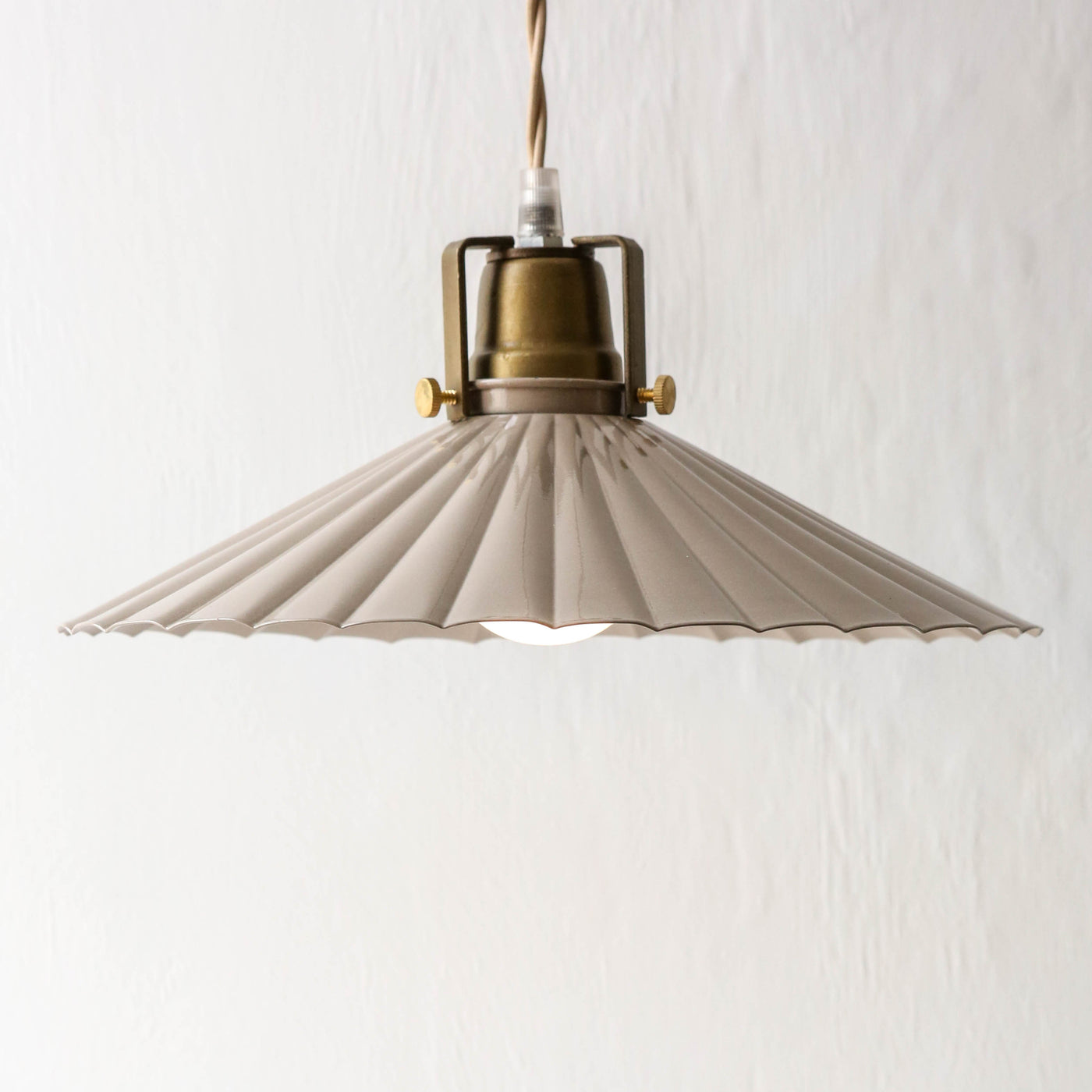 Fluted Pendant Lamp 'Anita' - Beige