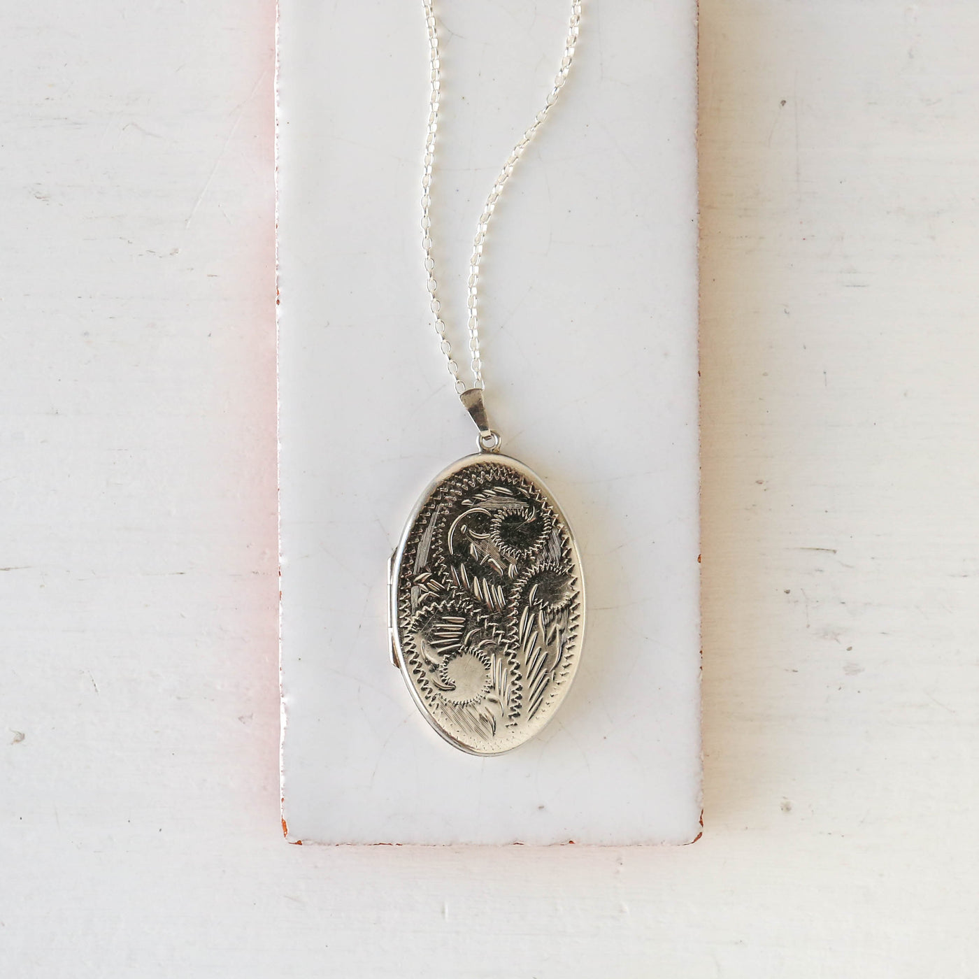 Large Vintage Silver Locket - Oval Swirl D