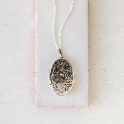 Large Vintage Silver Locket - Oval Swirl D