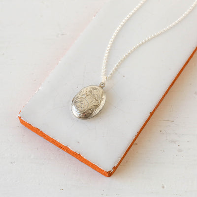 Silver Vintage Locket - Batch EE, Mixed