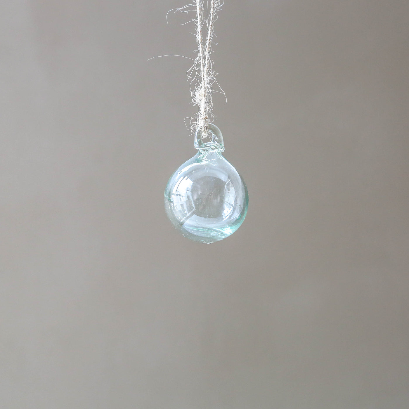 5cm Round Recycled Blown Glass Bauble - Clear