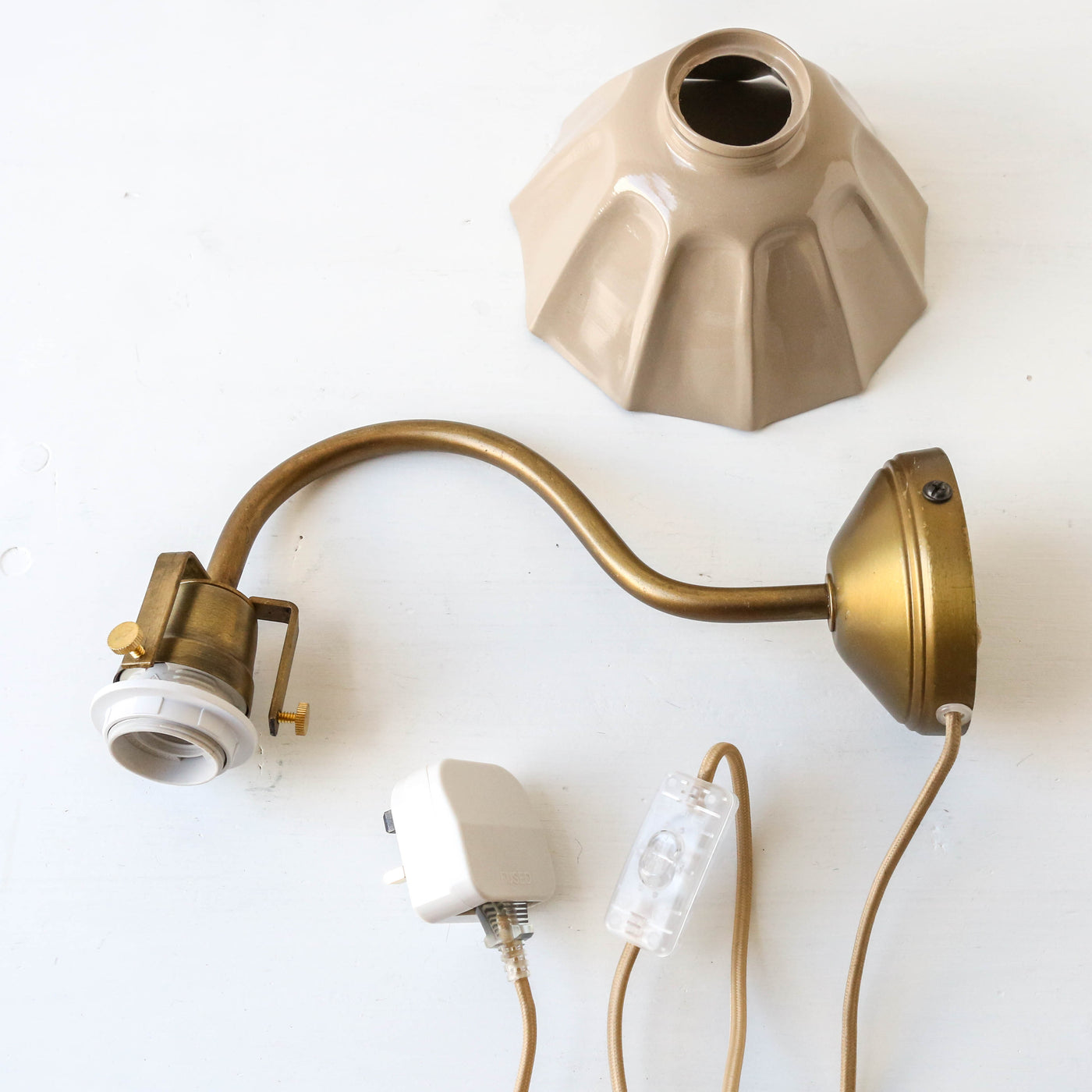 Fluted Metal Wall Lamp 'Margareta'