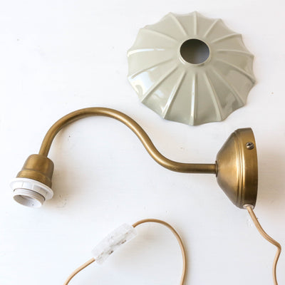 Wavy Metal Wall Lamp 'Gustav' - Mint