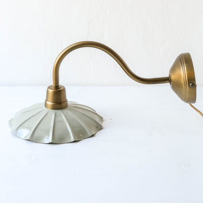 Wavy Metal Wall Lamp 'Gustav' - Mint