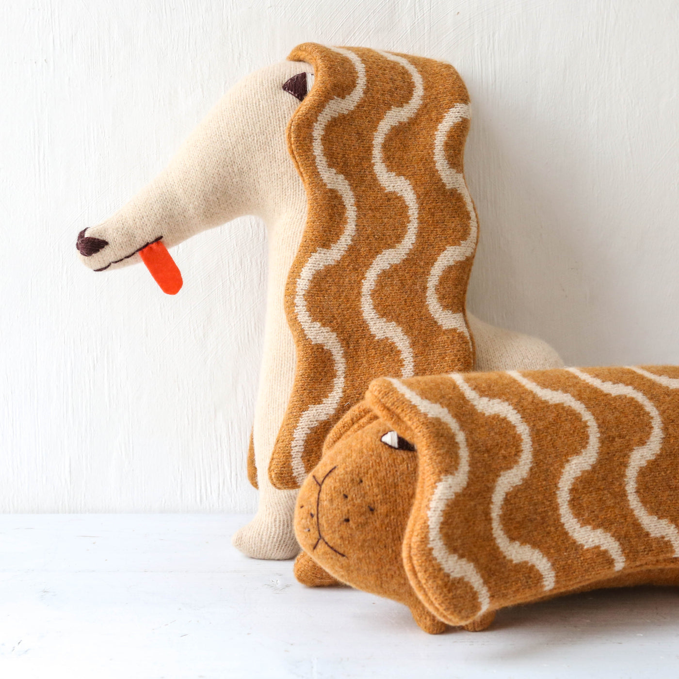 Gloria Hound - Donna Wilson Creature