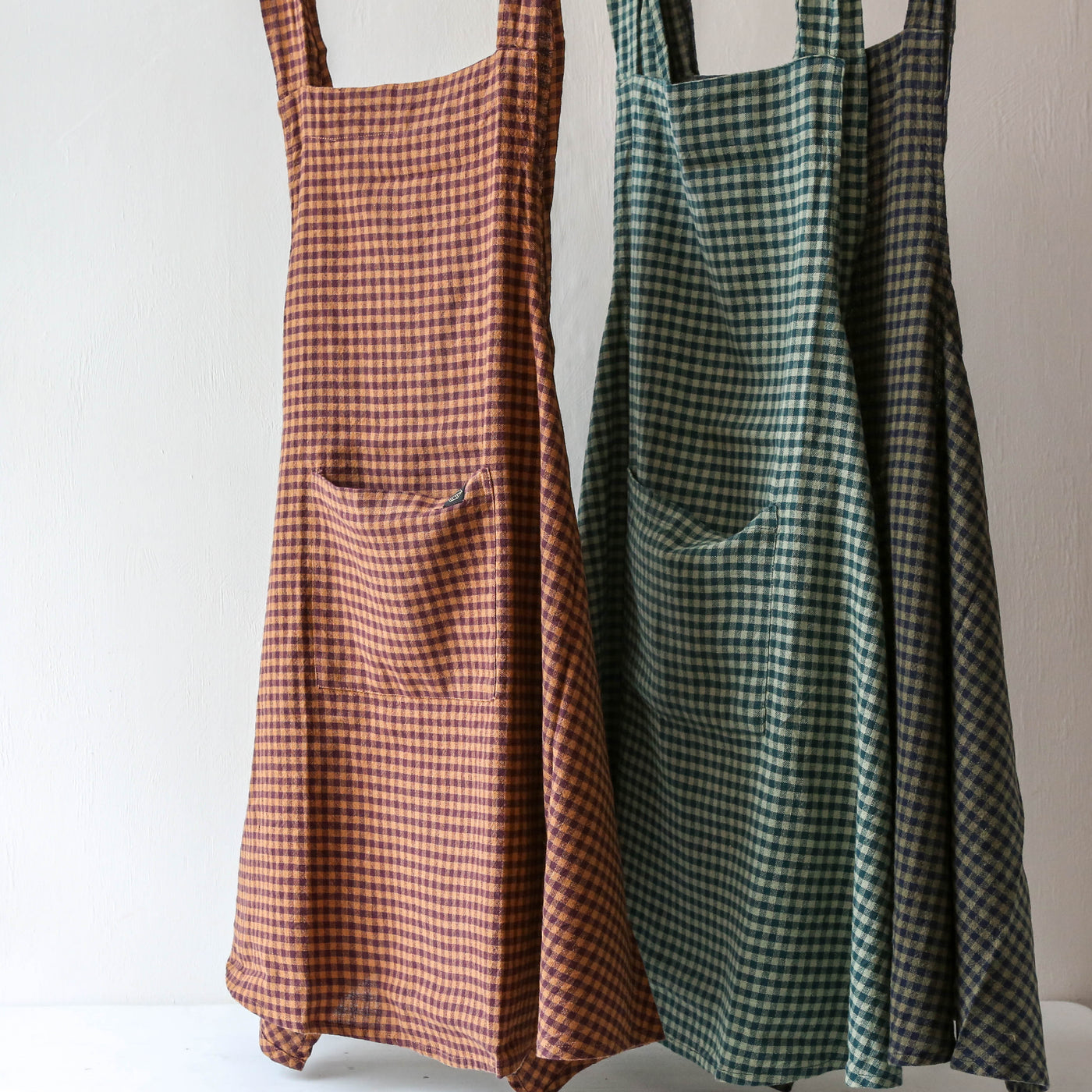 Linen Cotton Crossback Apron - Ink