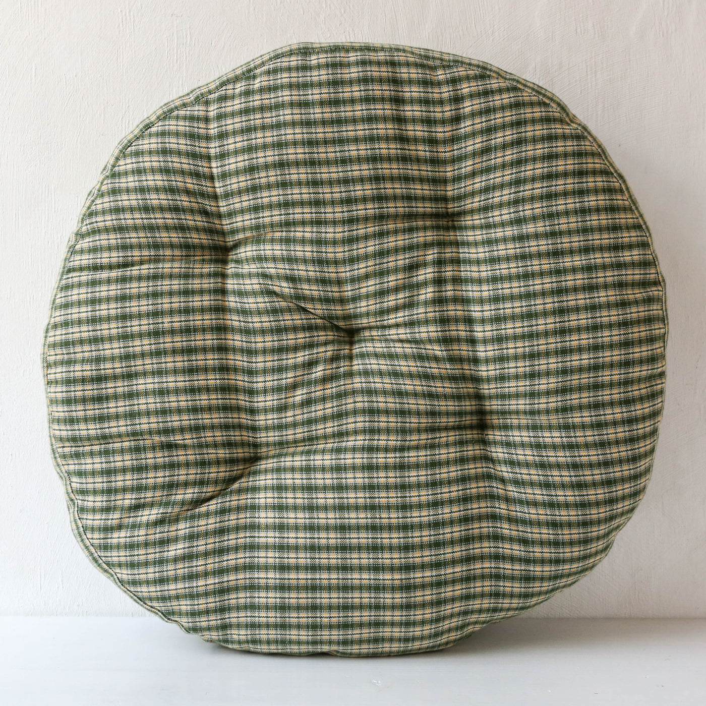 Round Checked Woven Chair Pad