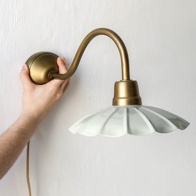 Wavy Metal Wall Lamp 'Gustav' - Mint