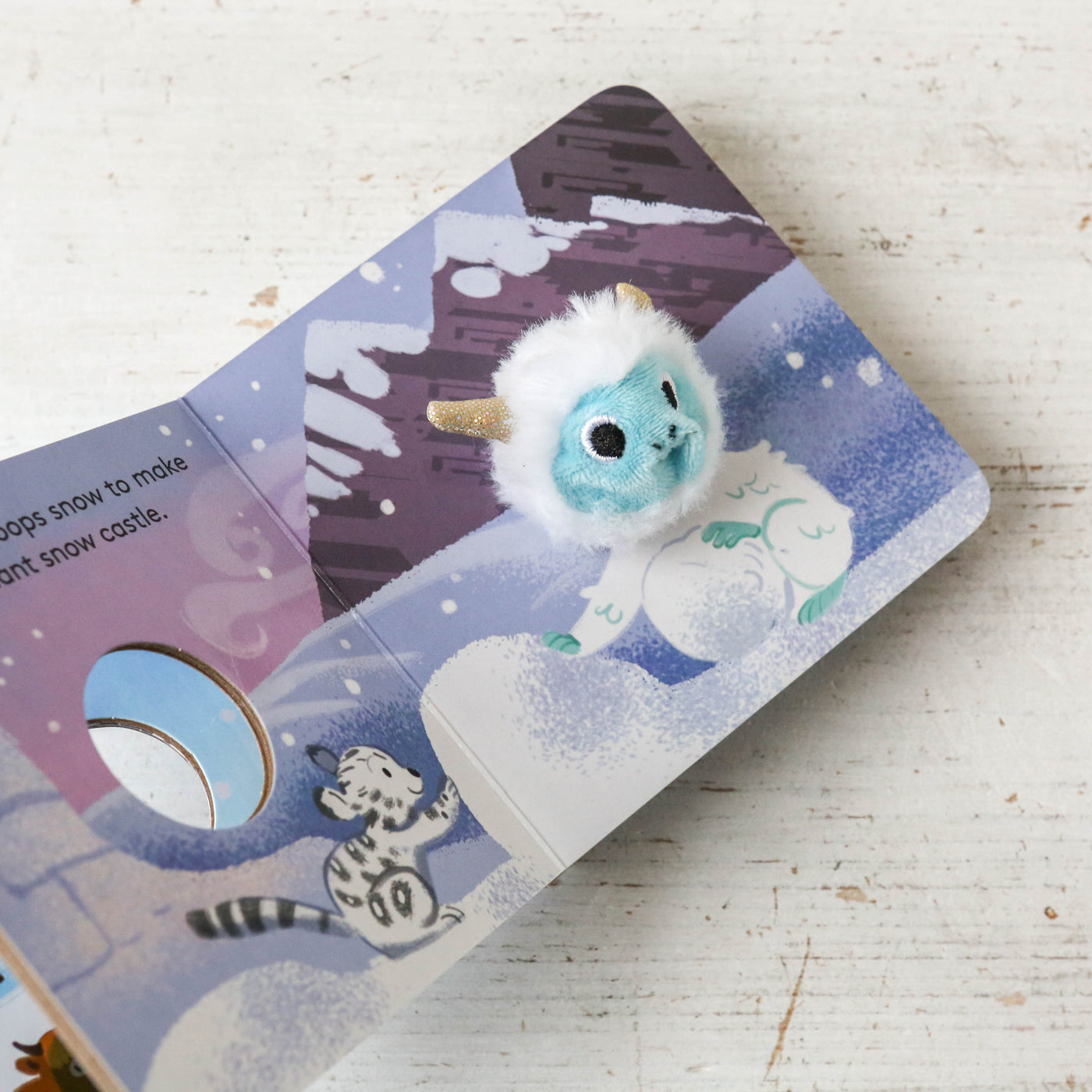 Finger Puppet Board Book - Baby Yeti