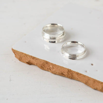 Narrow Silver Hammered Spinning Ring